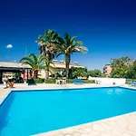 Anita 3* Perama (Corfu)
