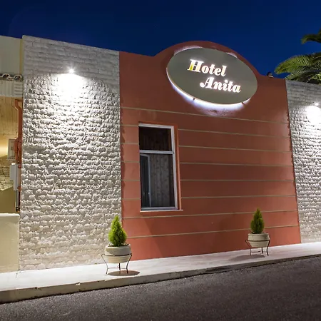 Anita Hotel 3*