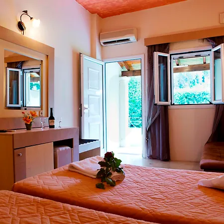 Anita Hotel Perama (Corfu)