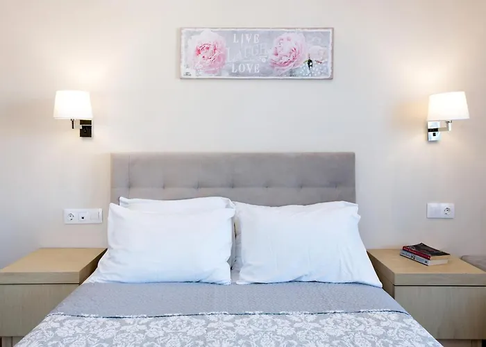 Anita 3*
